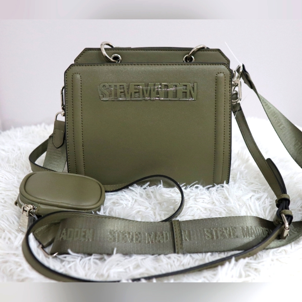 New and Authentic  Steve Madden Bevely olive satchel bag